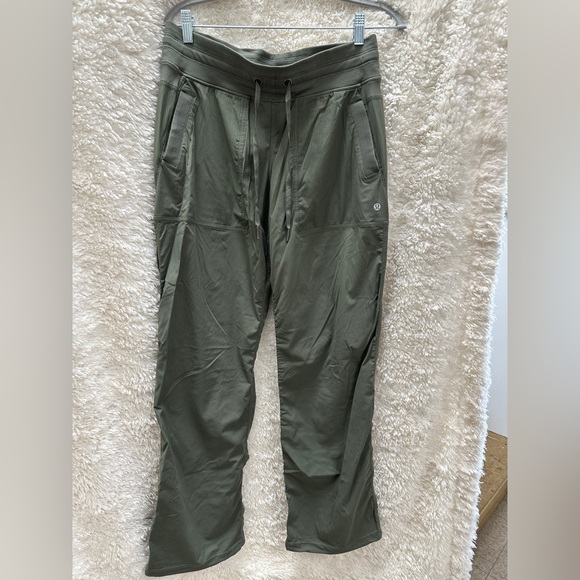 Lululemon Women’s Olive Green Pants - Picture 1 of 4